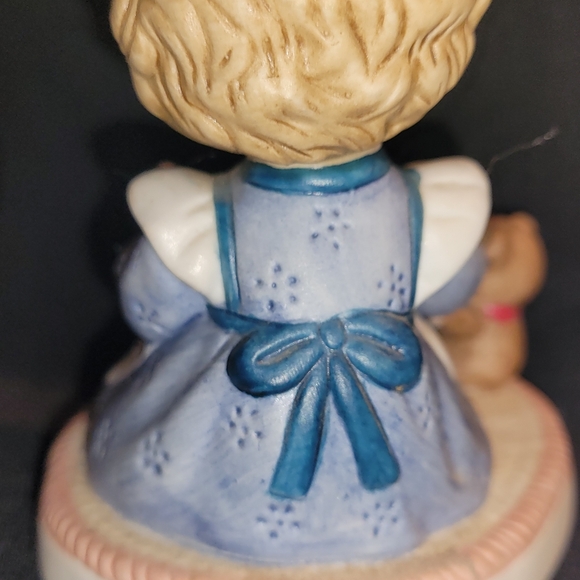 Vintage Home Interiors, Little Girl Reading a Book, with a Teddy Bear, 1440 - Picture 4 of 6